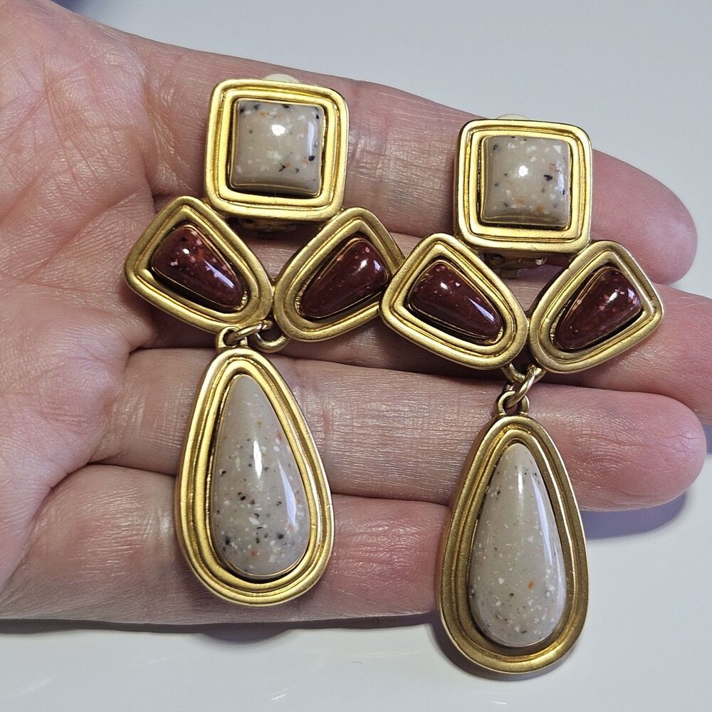Vintage Avon Matte Gold Tone Desert Sands Faux Stone Drop Dangle Clip Earrings